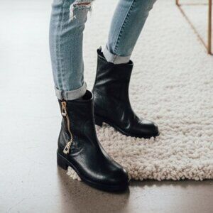 DISPLAY Jimmy Choo Moto Boots